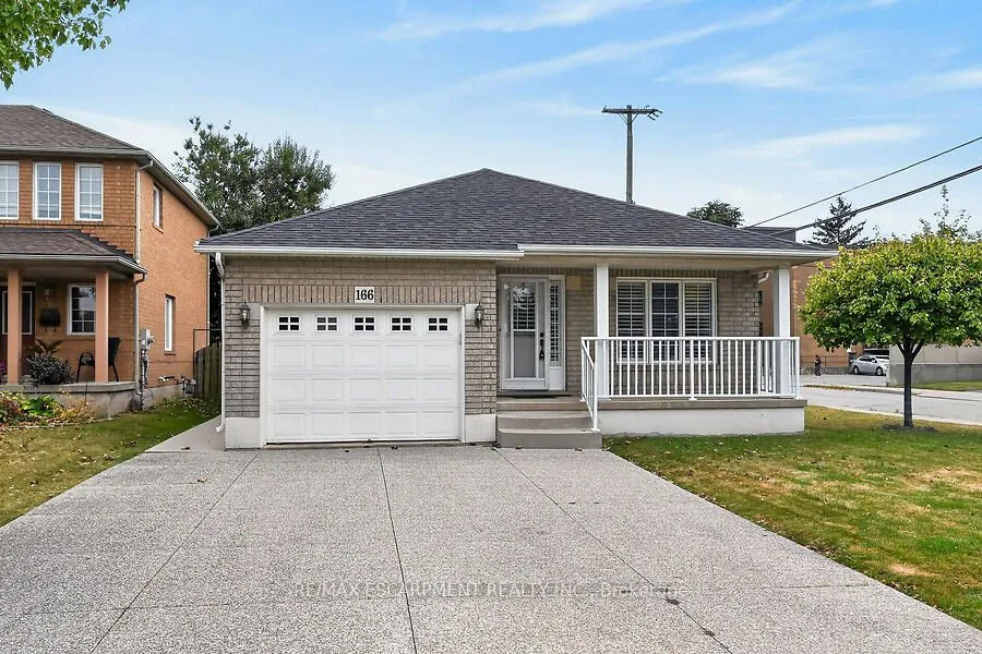 166 Toby Crescent
