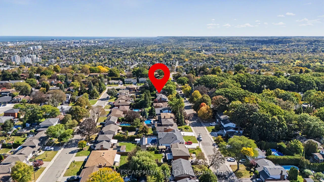 71 Margate Avenue — photo 49