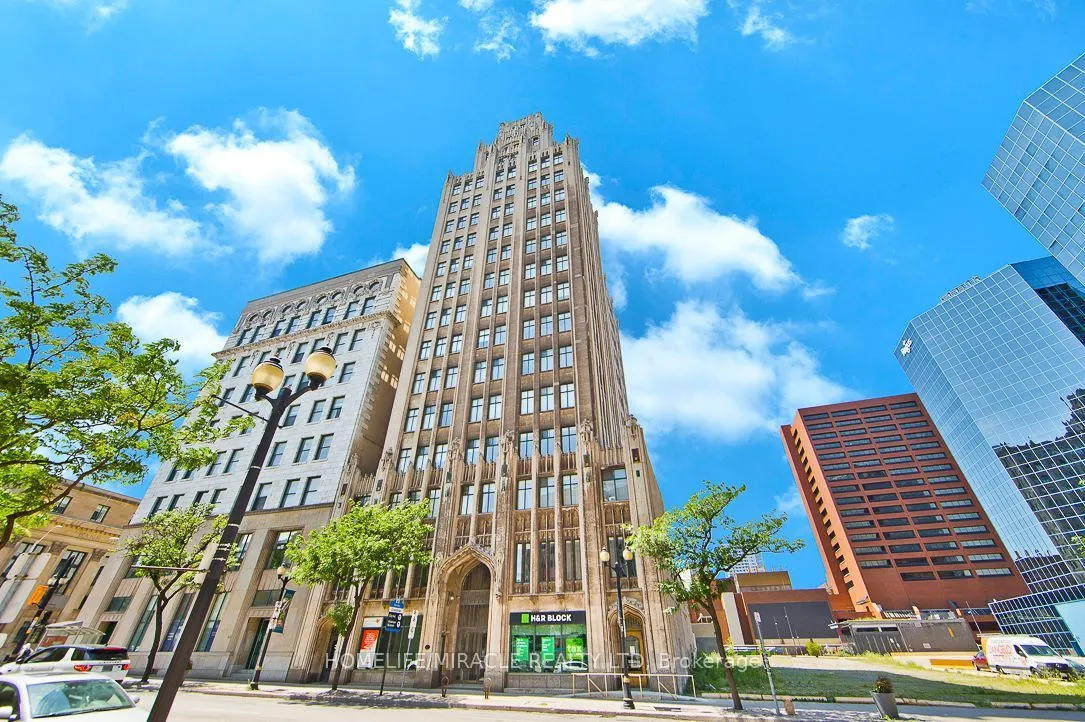 36 James Street S, Unit 505
