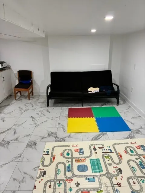 20 Dickson Street — photo 6