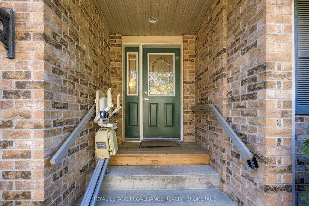 260 Beley Street — photo 3