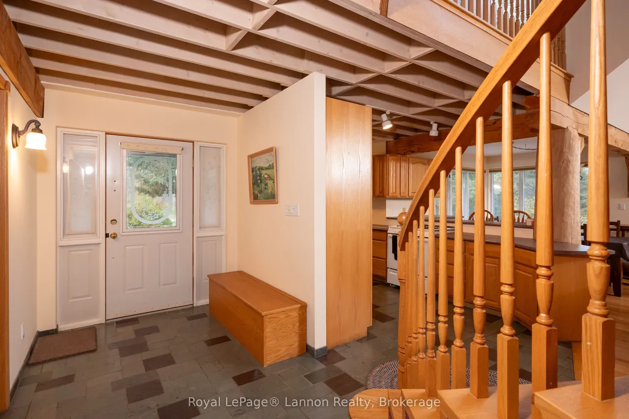 2165 Gregor Road — photo 3