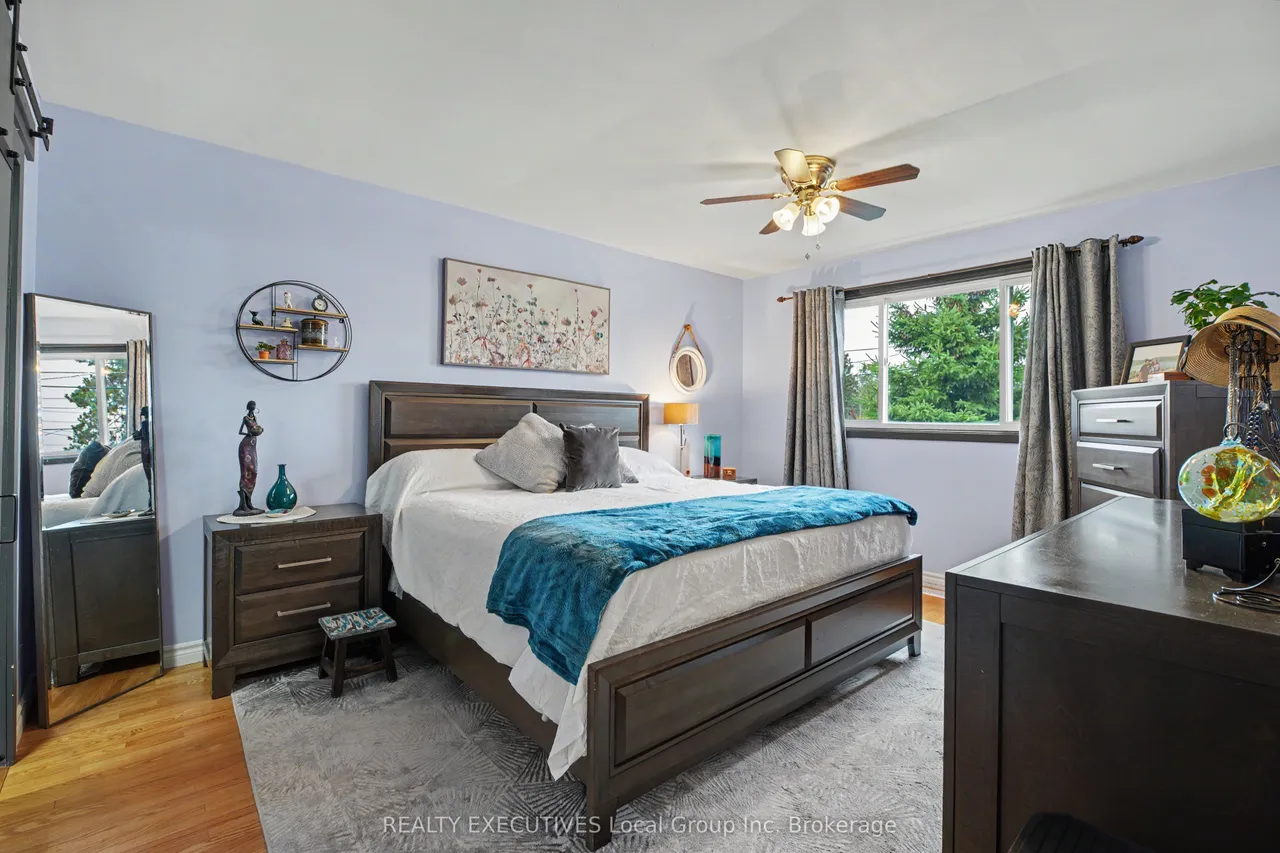 856 Jane Street — photo 3