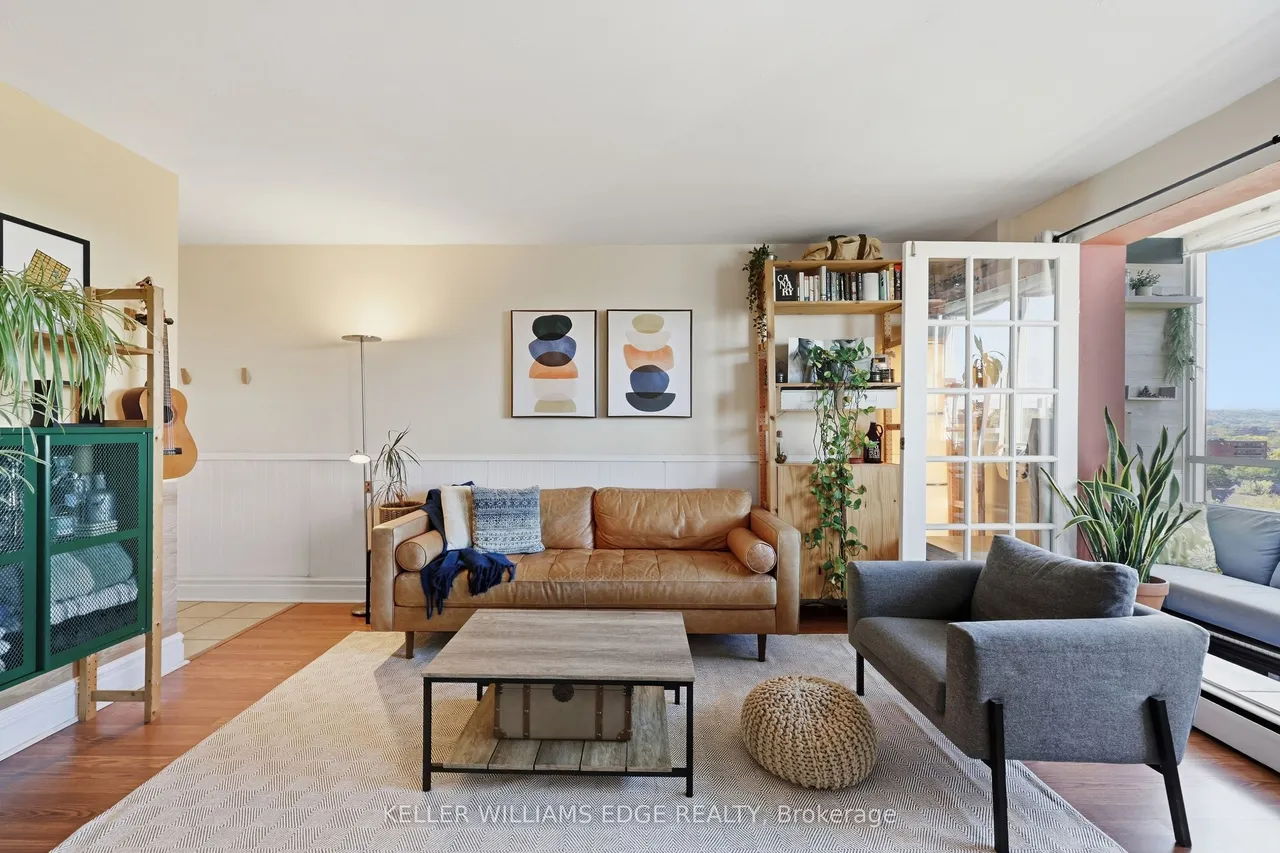 101 Queen Street S, Unit 704