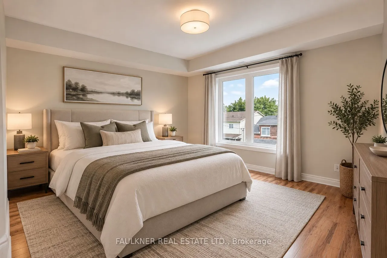 216 Carillon Street — photo 27
