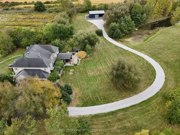 740 Fiddlers Green Road — photo 2