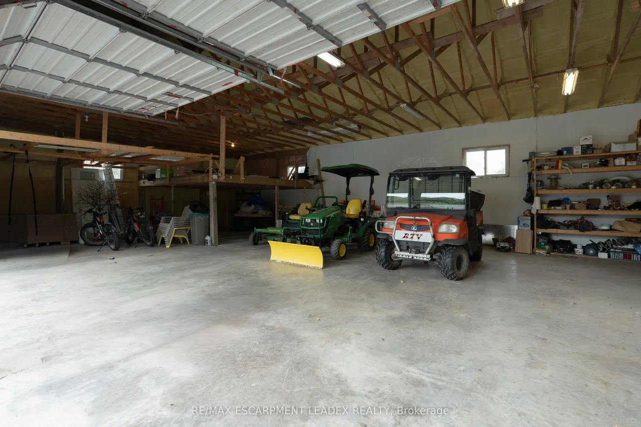 740 Fiddlers Green Road — photo 50