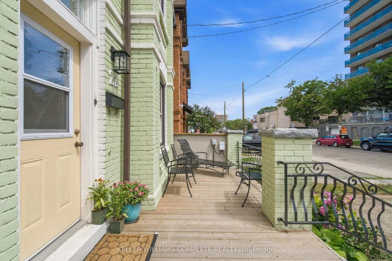 22 Spring Street — photo 3