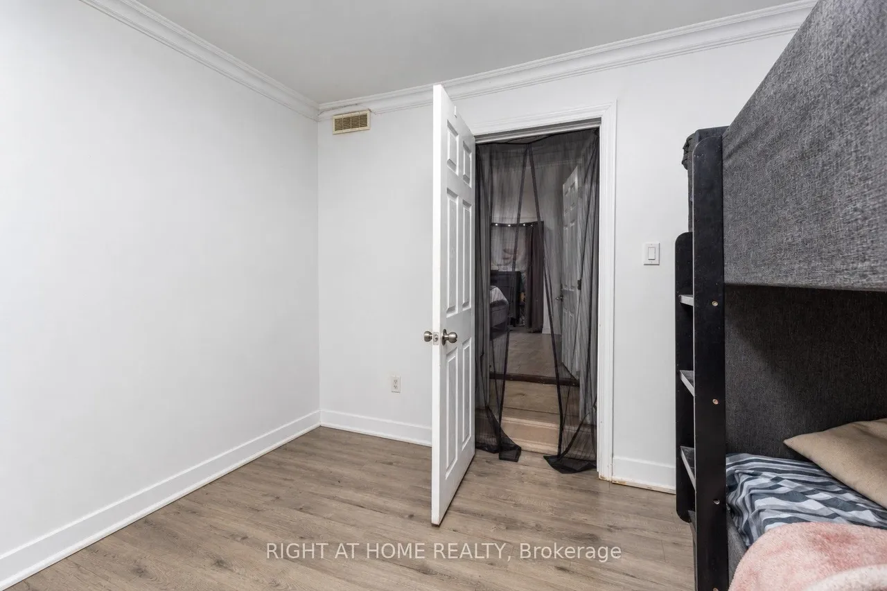 179 Wilson Street — photo 14