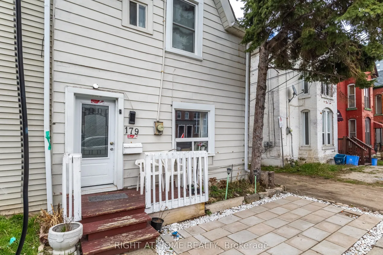 179 Wilson Street — photo 3