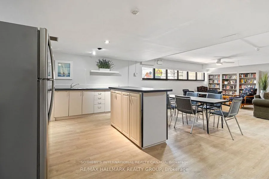 109 King Street E, Unit 601 — photo 27