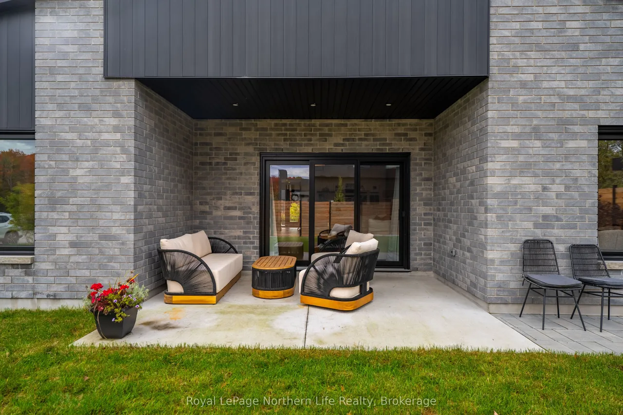 164 Sugarbush Street — photo 40