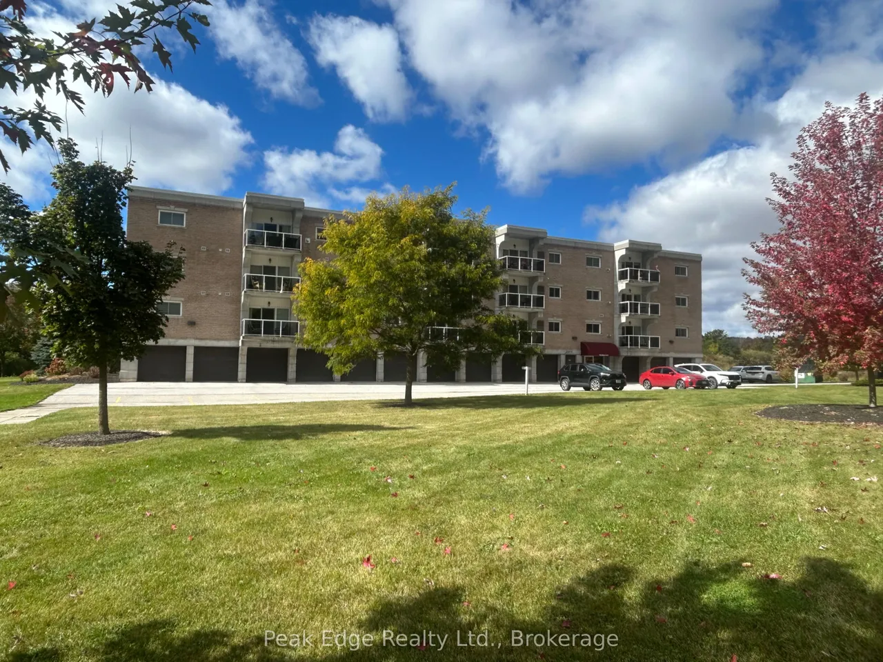 125 William Street N, Unit 208