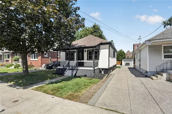 43 BRUCEDALE Avenue E — photo 2