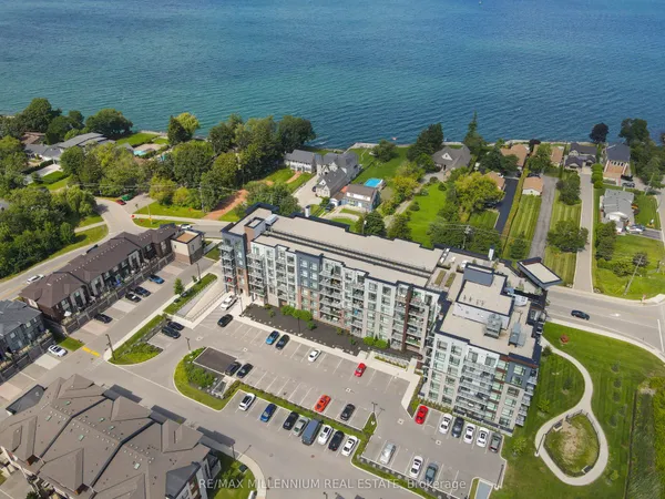 600 North Service Road, Unit 403