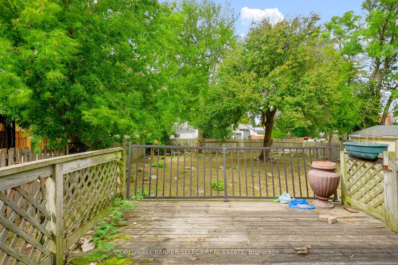 642 Upper Wellington Street — photo 24