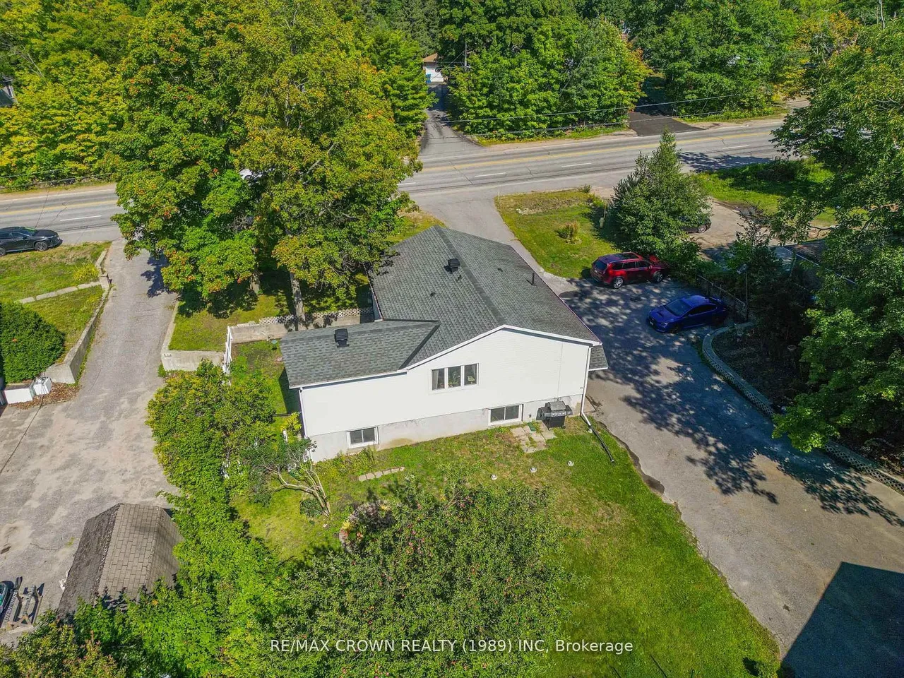 717 Airport Road — photo 45