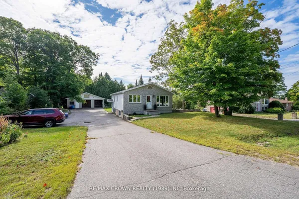 717 Airport Road — photo 2