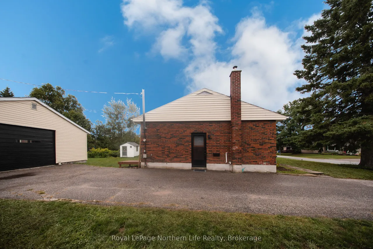 756 Eastwood Avenue — photo 3