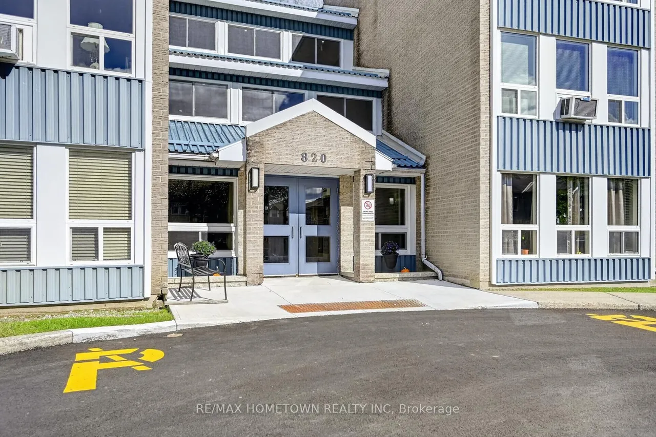 820 Laurier Boulevard, Unit 209 — photo 3