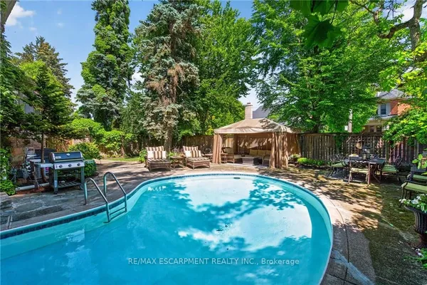 74 OAK KNOLL Drive — photo 2
