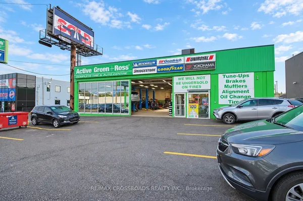 955 Upper James Street — photo 2