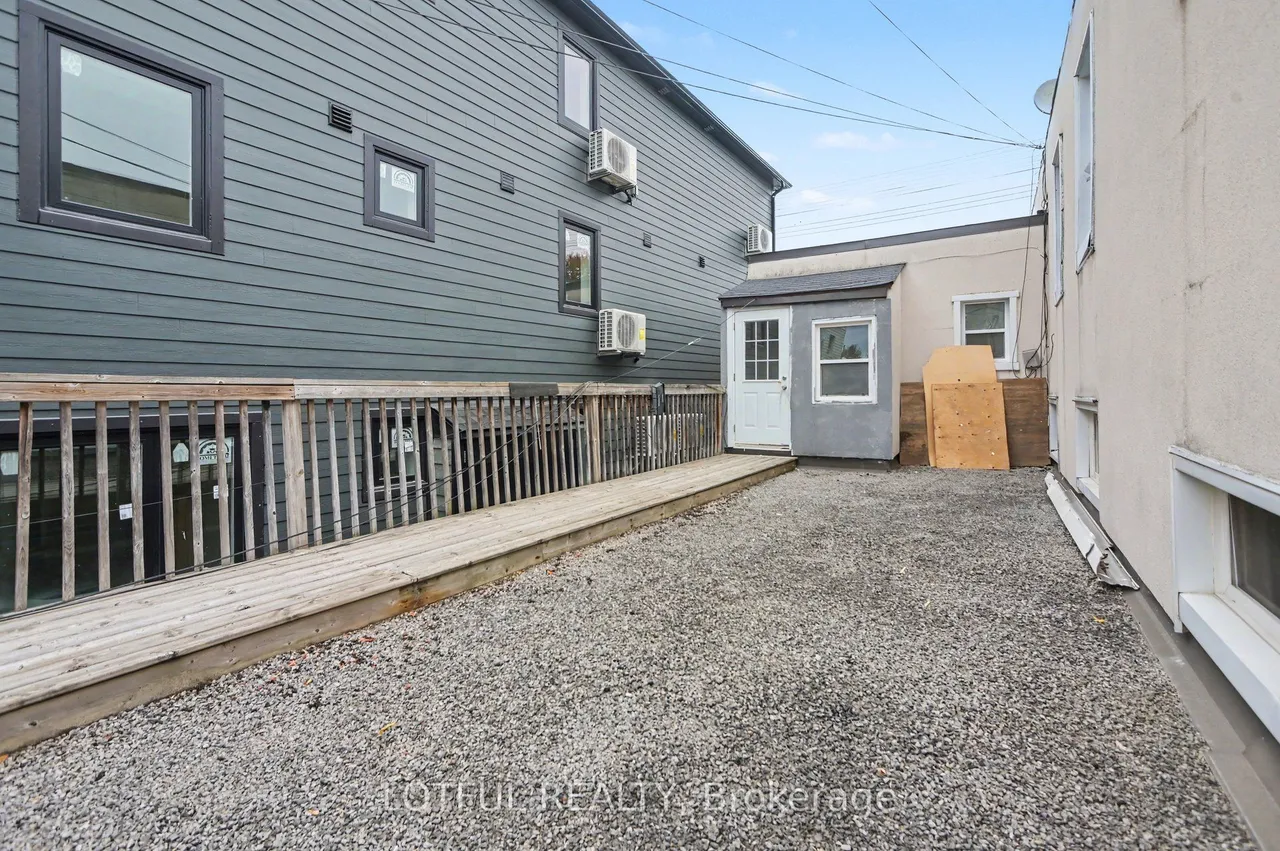 118 Marier Avenue — photo 40