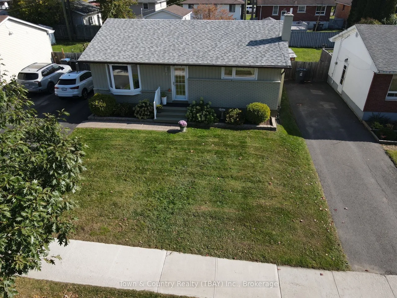 213 Cedar Avenue — photo 30