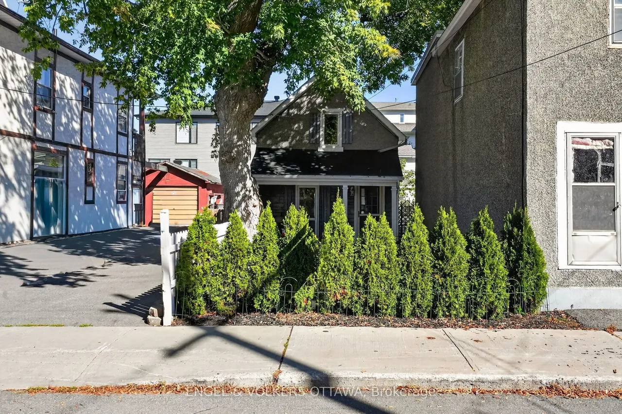 319 Savard Avenue — photo 2