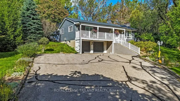 245 Currie Boulevard