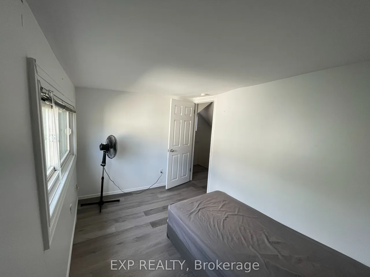 81 Holmes Avenue — photo 3