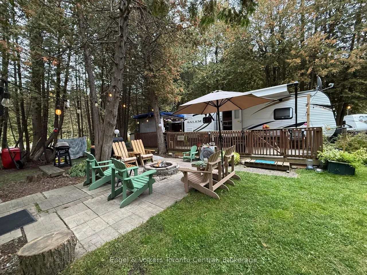 7489 SIDEROAD 5 E
