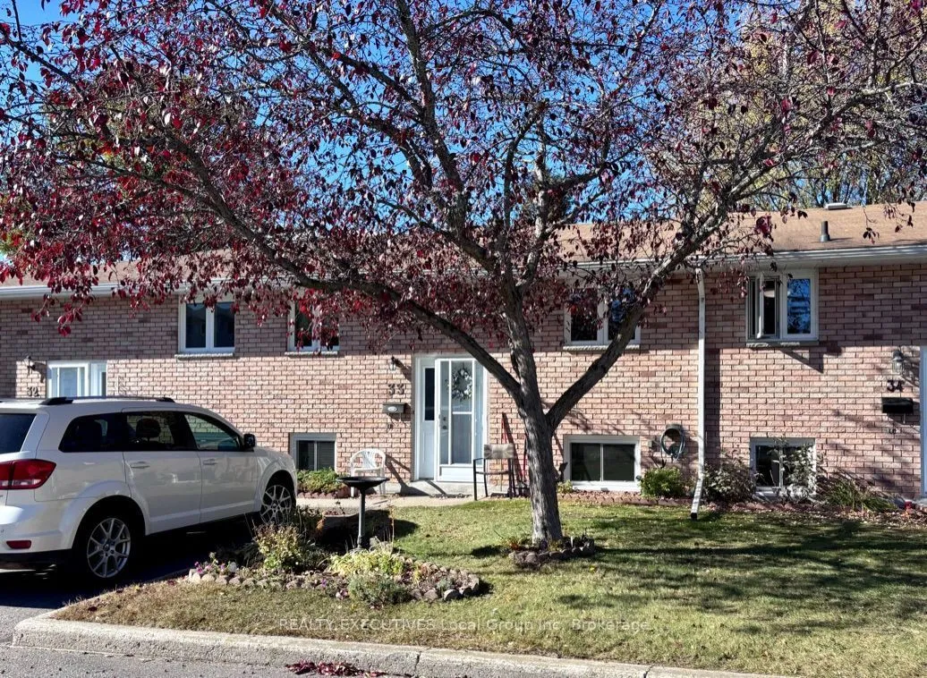 624 Lakeshore Drive, Unit 33