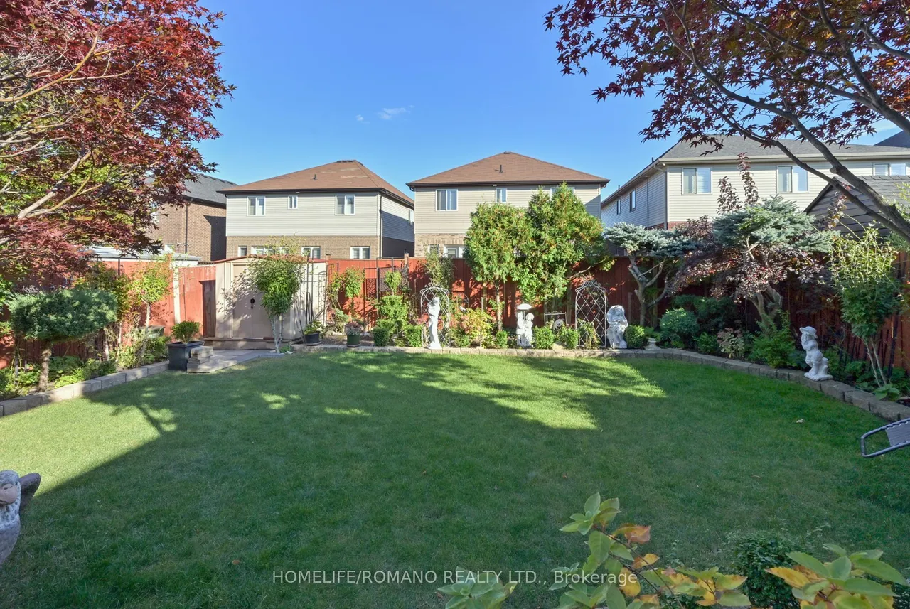 1052 Greenhill Avenue — photo 35
