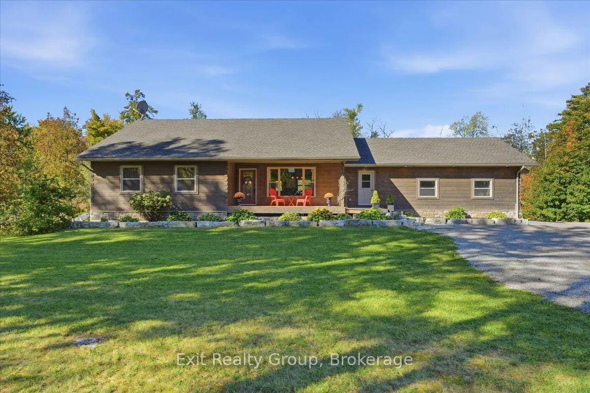 181 Jarvis Road — photo 3