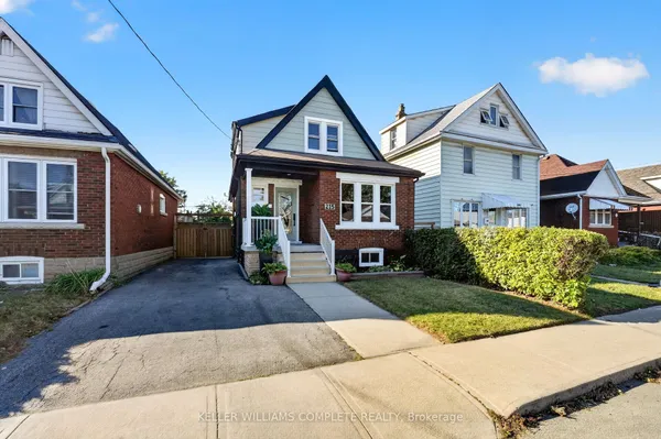 215 PALING Avenue — photo 2