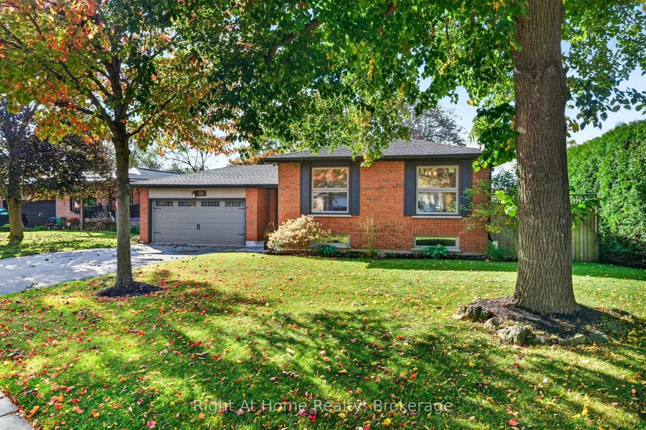 23 Laurendale Avenue — photo 2