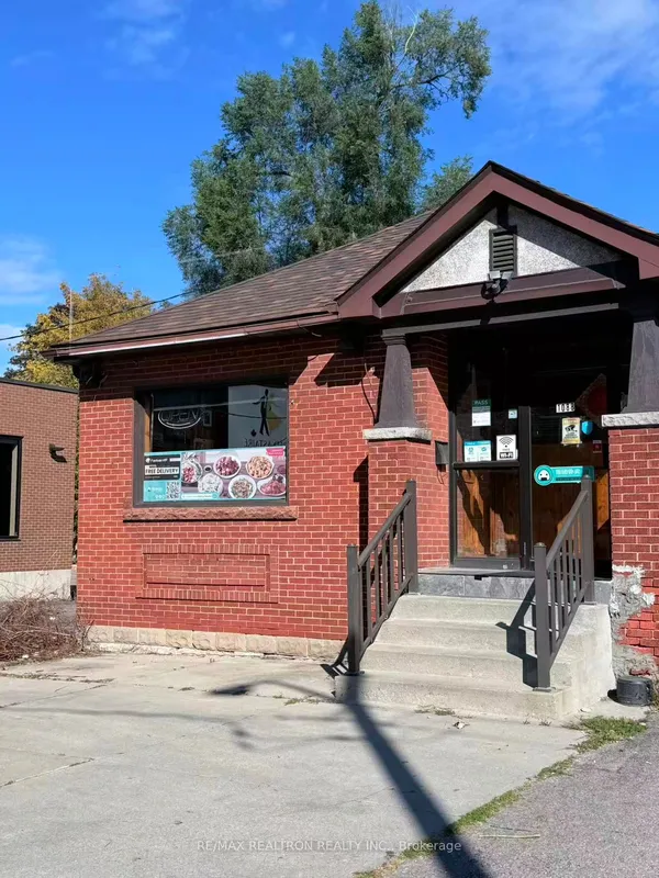 1088 Main Street W