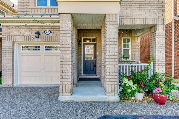 40 Stillwater Crescent — photo 2