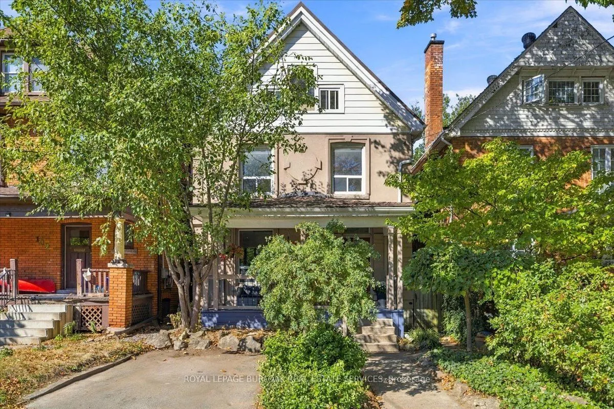 98 Sanford Avenue S