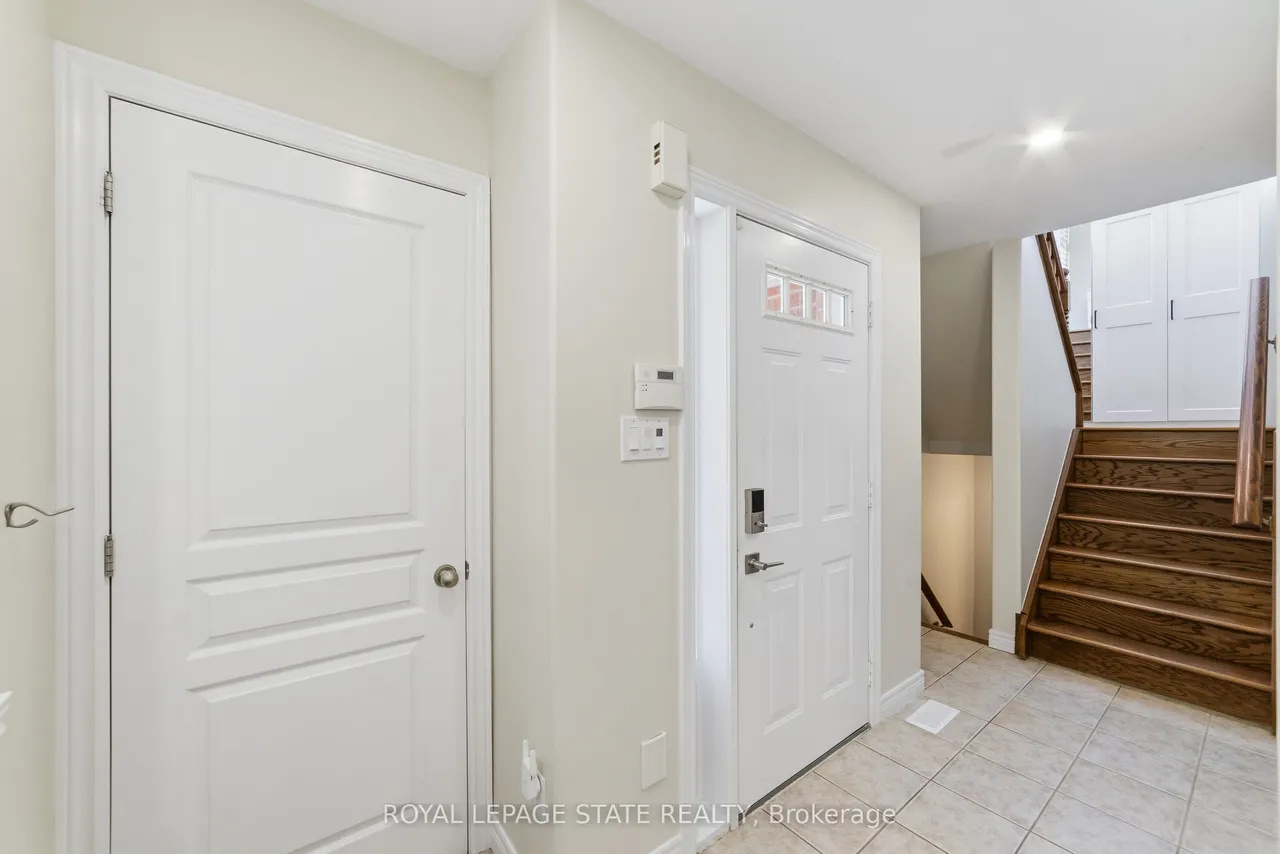 242 Upper Mount Albion Road, Unit 13 — photo 3