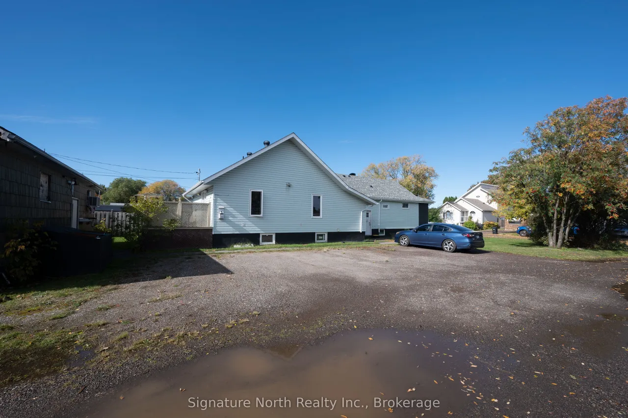 114 Caroline Street — photo 3