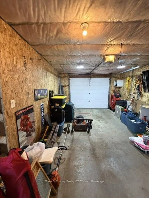 372 Mary Street E — photo 20