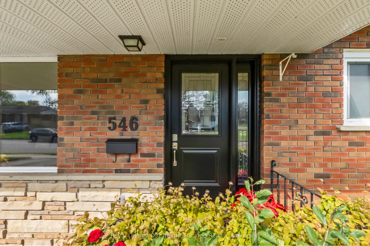 546 Burwash Street — photo 2
