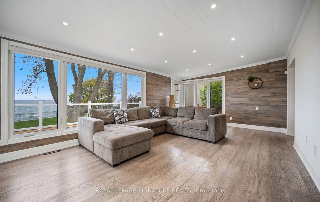 17 Wendakee Drive — photo 3
