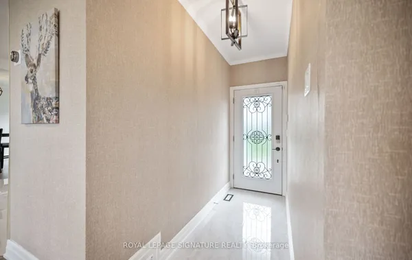 17 Wendakee Drive — photo 2
