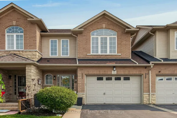 71 Cedarville Drive