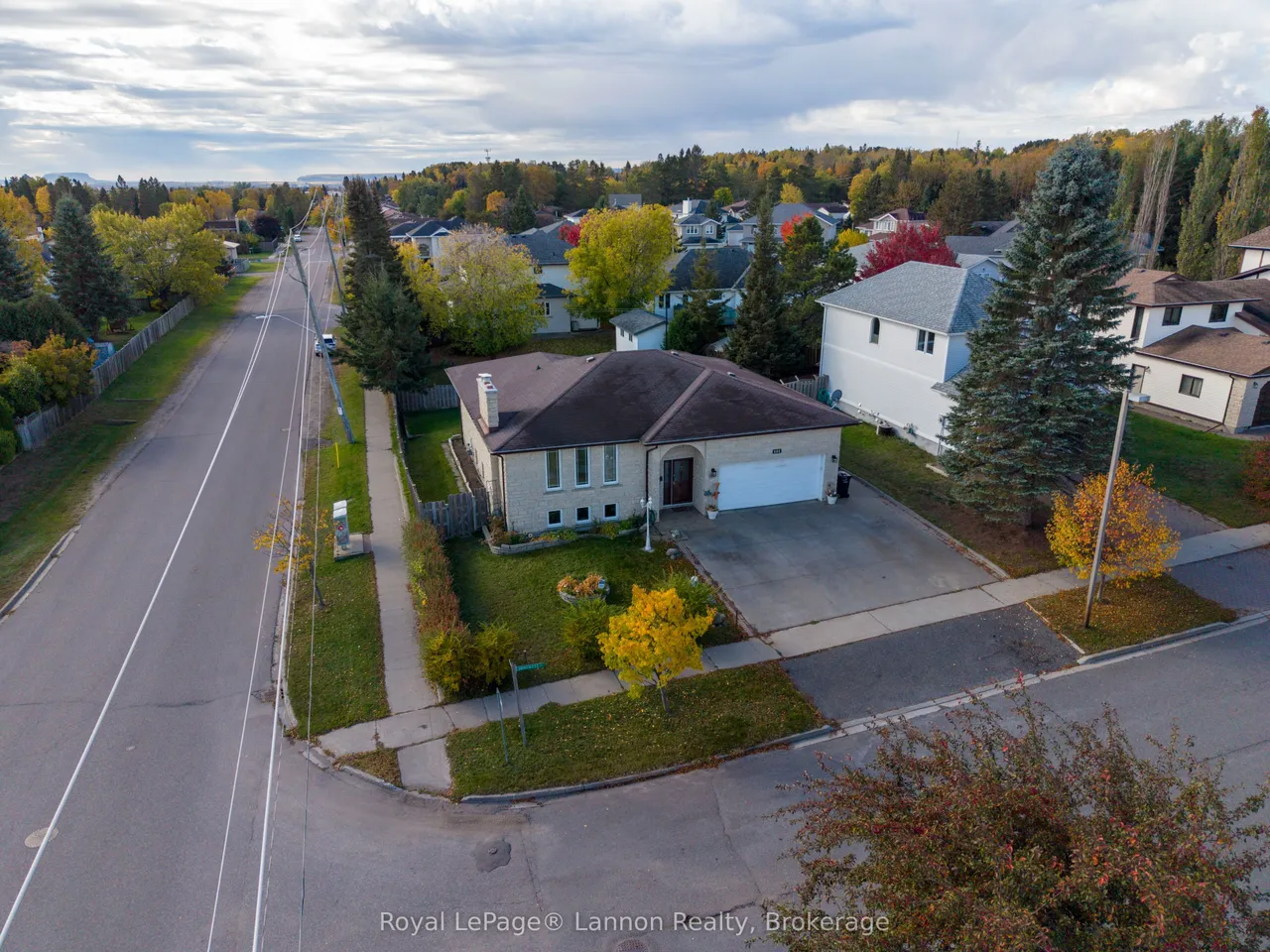 101 Suncrest Place — photo 3