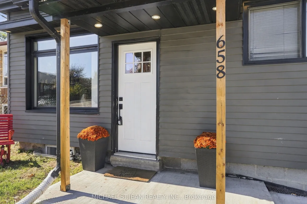 658 Upper Wellington Street — photo 3