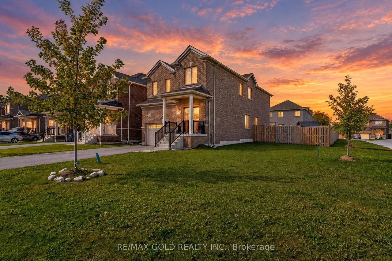 298 Ridley Crescent — photo 3